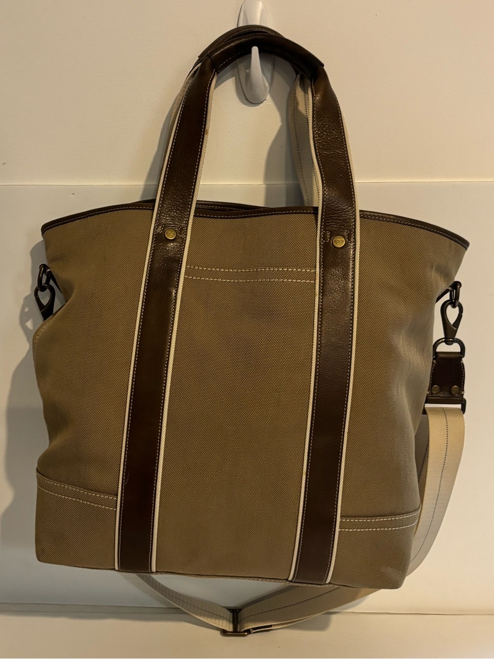 Coach RARE Leather Trim 2 Way Canvas Boat Tote/ Weekend Bag/ Work Tote - Picture 6 of 14